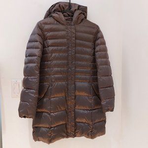 El Corte Inglés Spain: Lightweight Down Jacket with Removable Fur